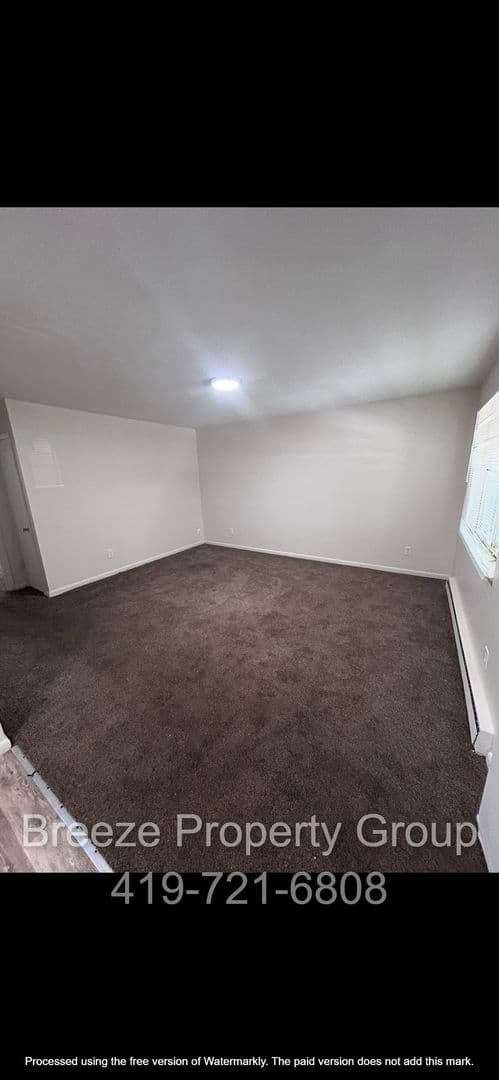 Toledo Apartment: 5339 Secor