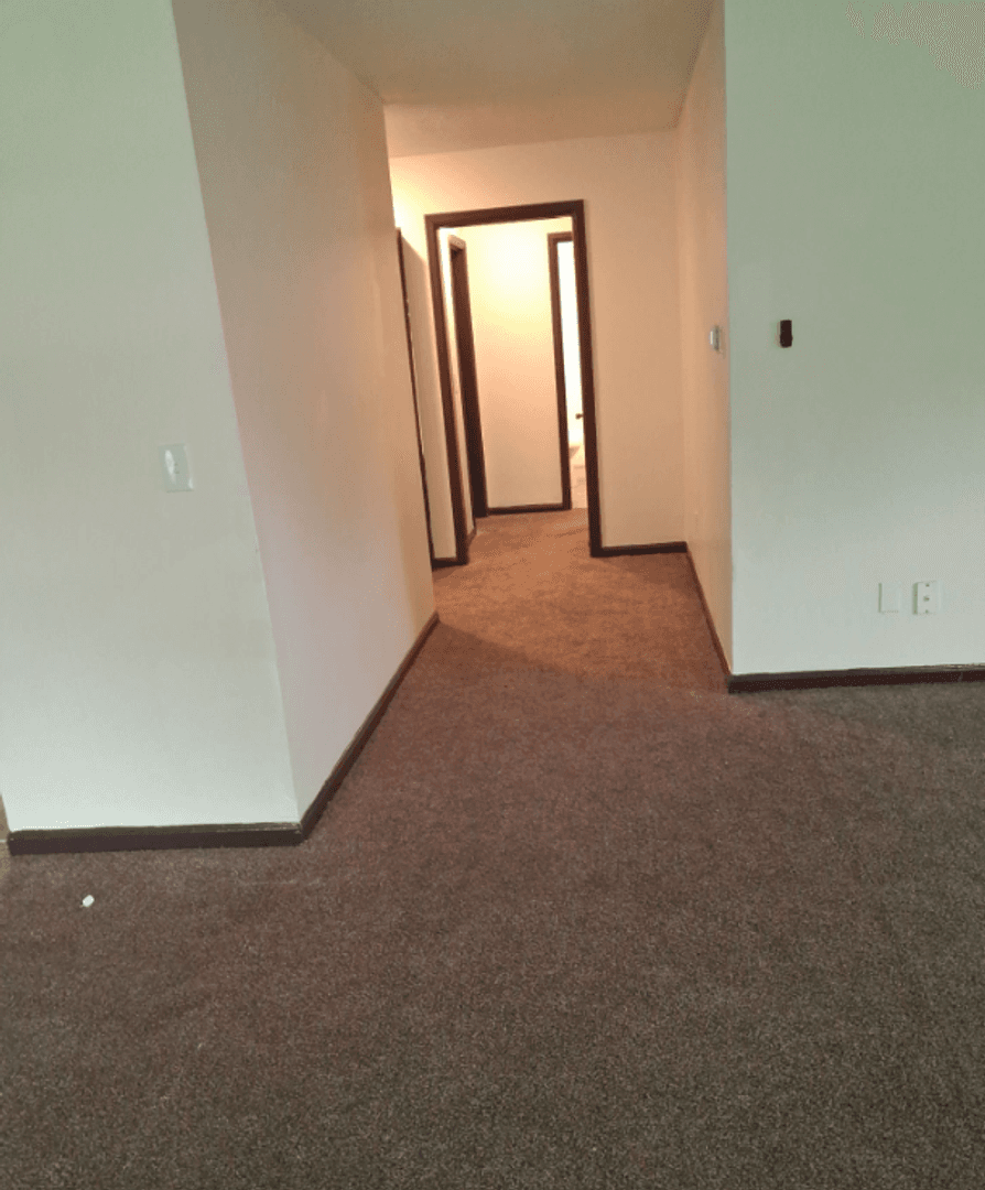Toledo Apartment: 5339 Secor