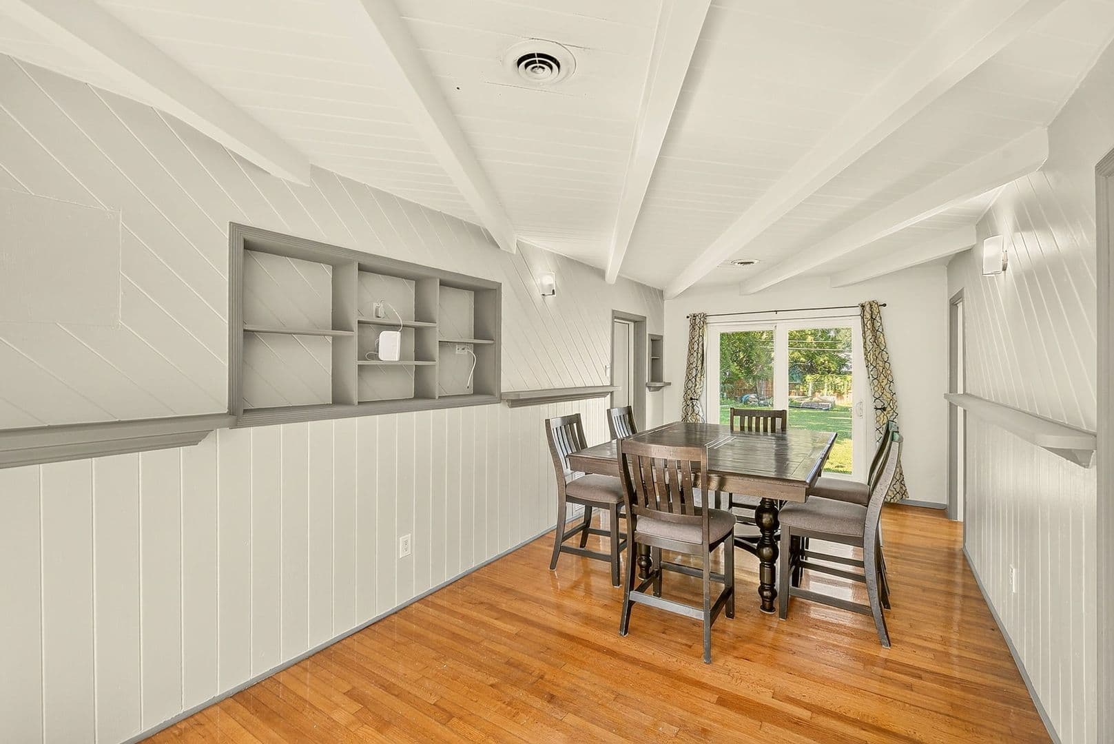 Clearwater House: 100 N Arcturas Ave