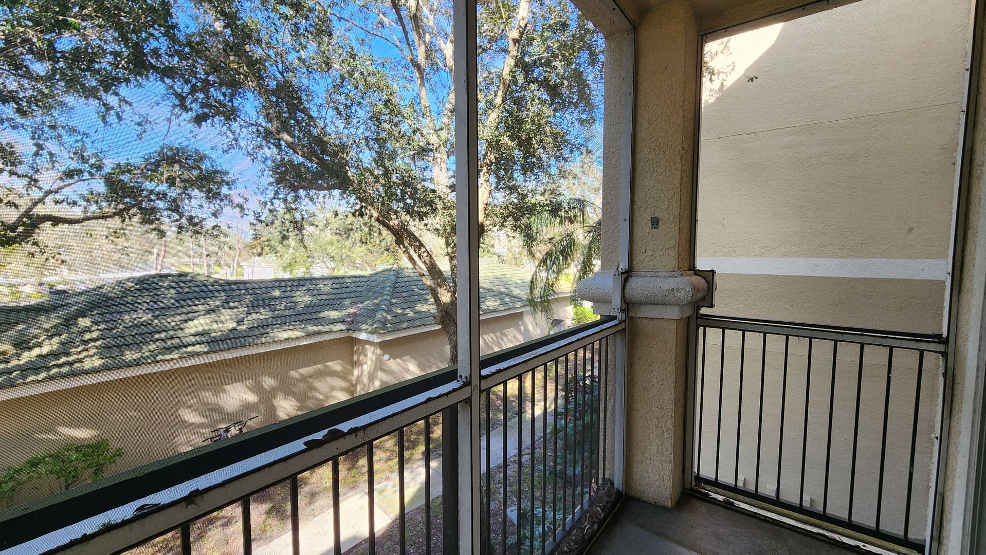 Sarasota House: 5134 Northridge Rd, #203