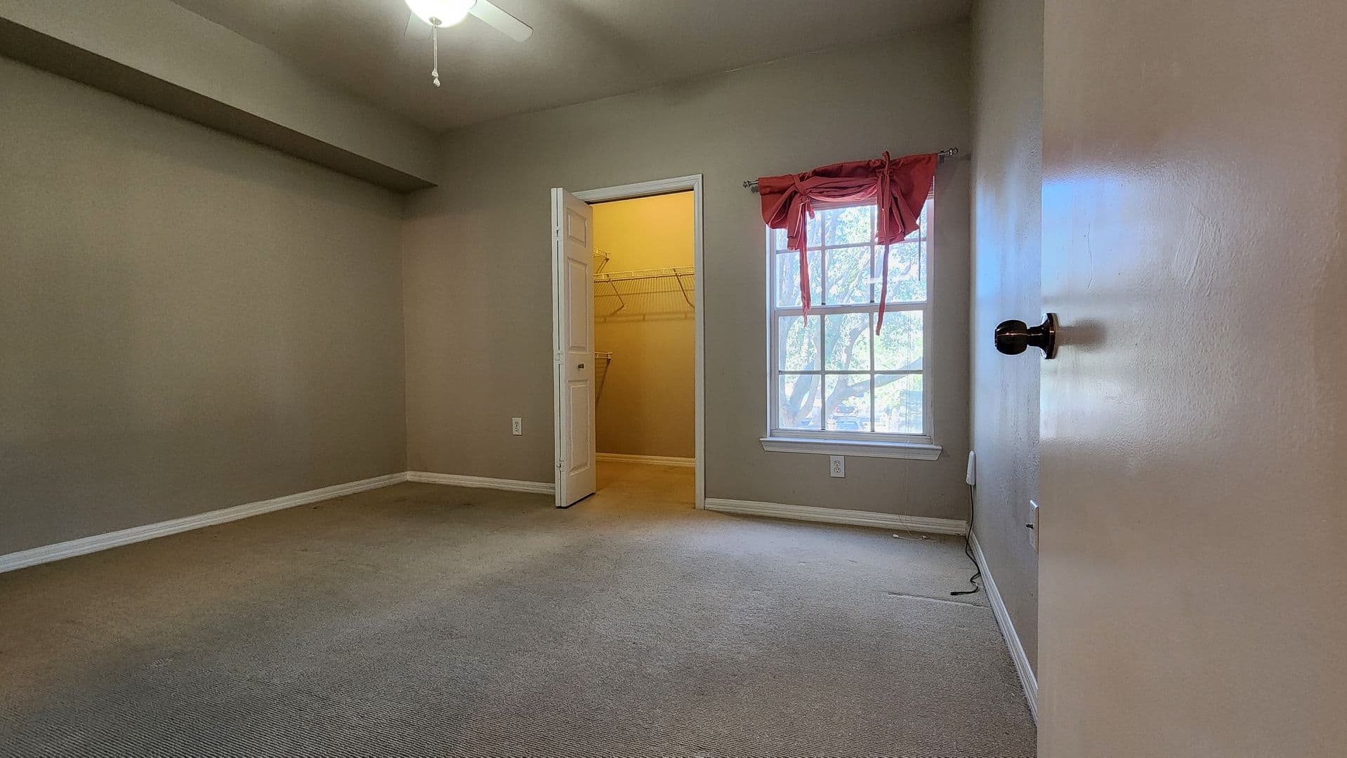 Sarasota House: 5134 Northridge Rd, #203