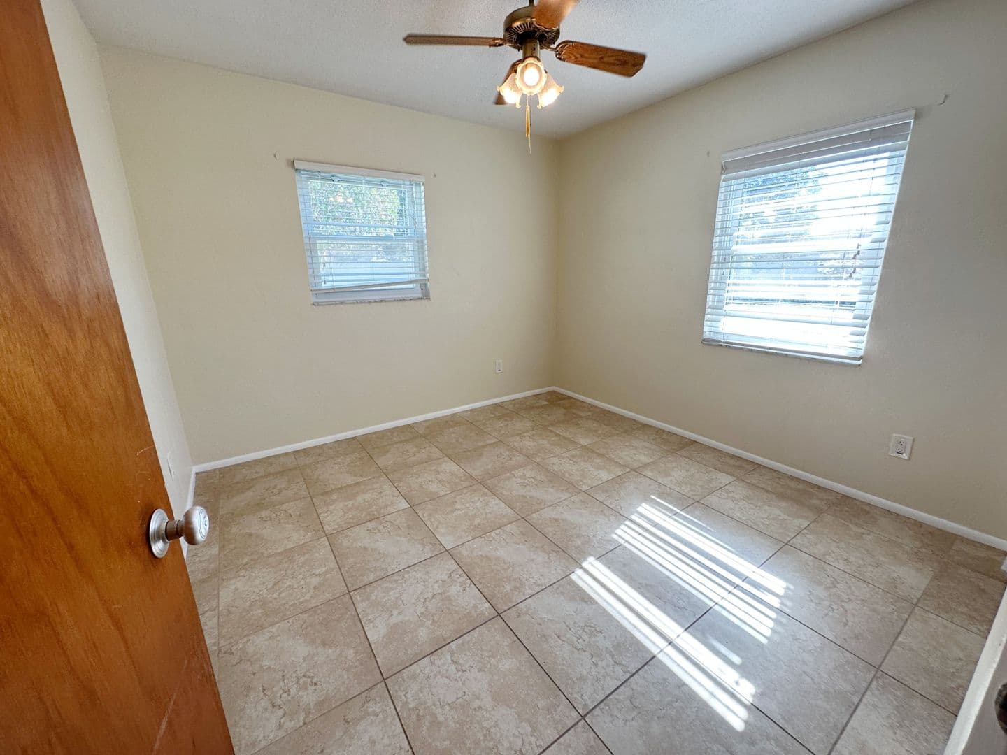 St Petersburg House: 1770 63rd Ave N,