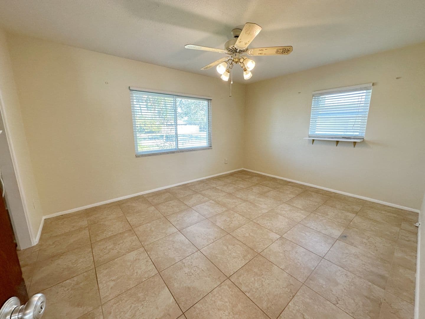 St Petersburg House: 1770 63rd Ave N,
