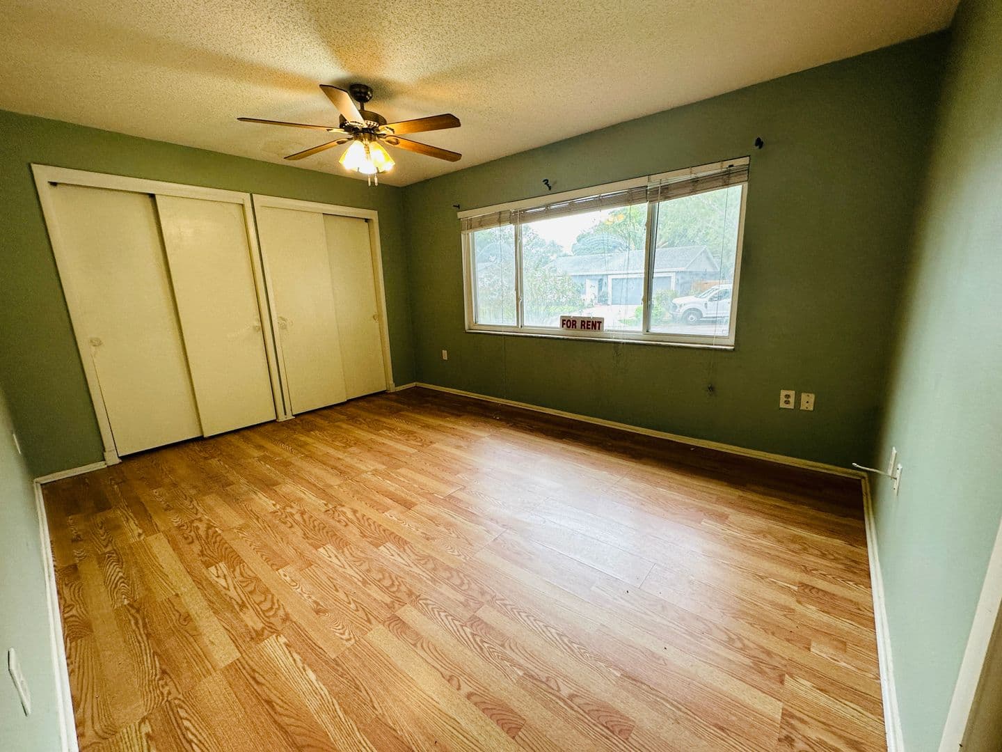 Palm Harbor House: 2361 Orangeside Rd