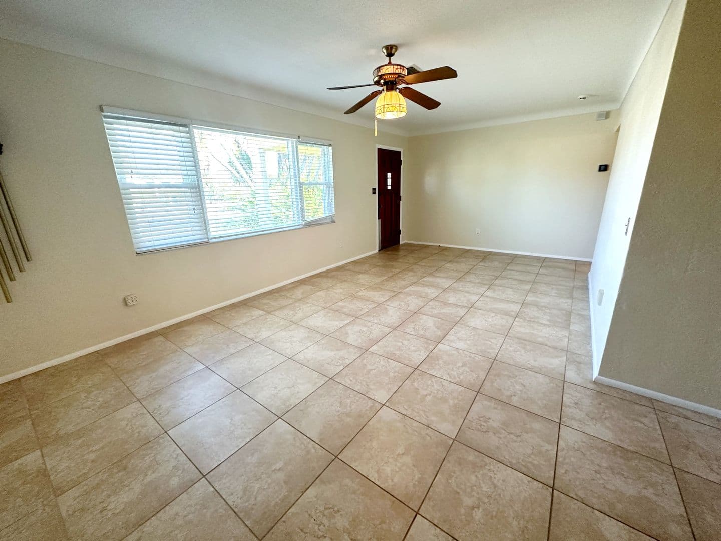 St Petersburg House: 1770 63rd Ave N,