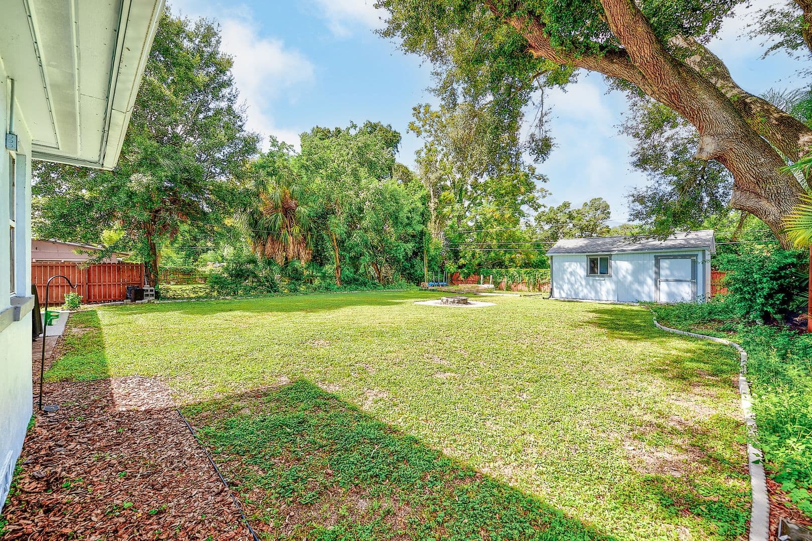 Clearwater House: 100 N Arcturas Ave