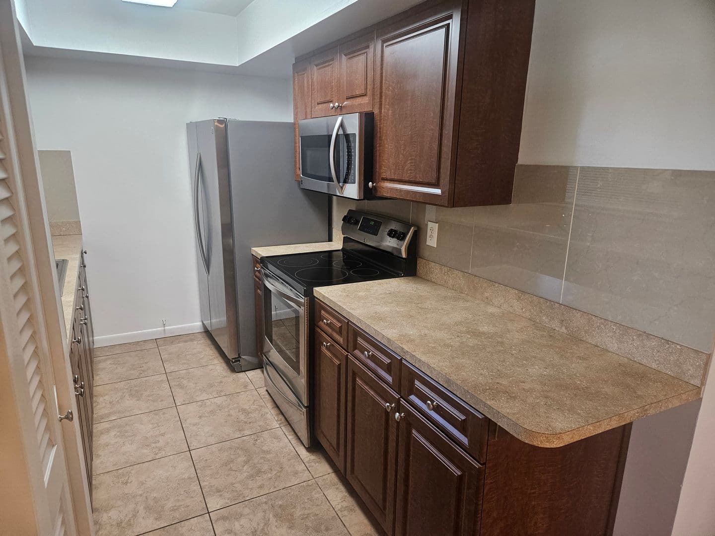 Clearwater House: 1845 S Highland Avenue