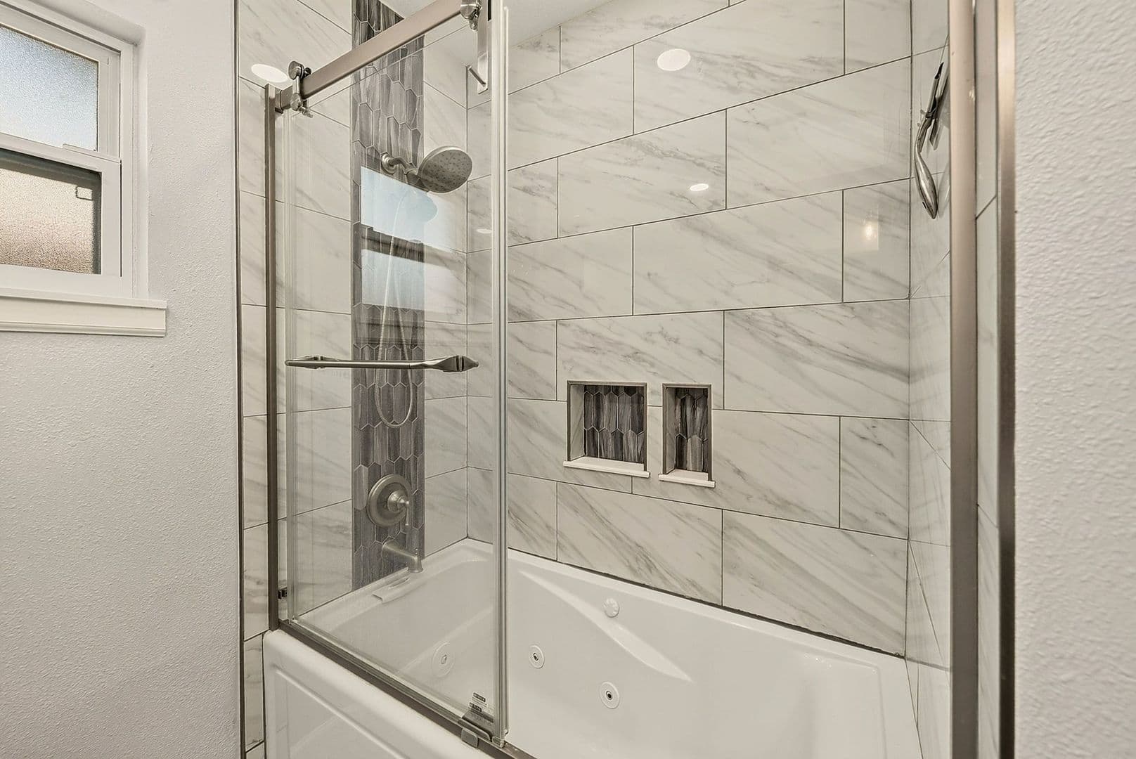 Clearwater House: 100 N Arcturas Ave