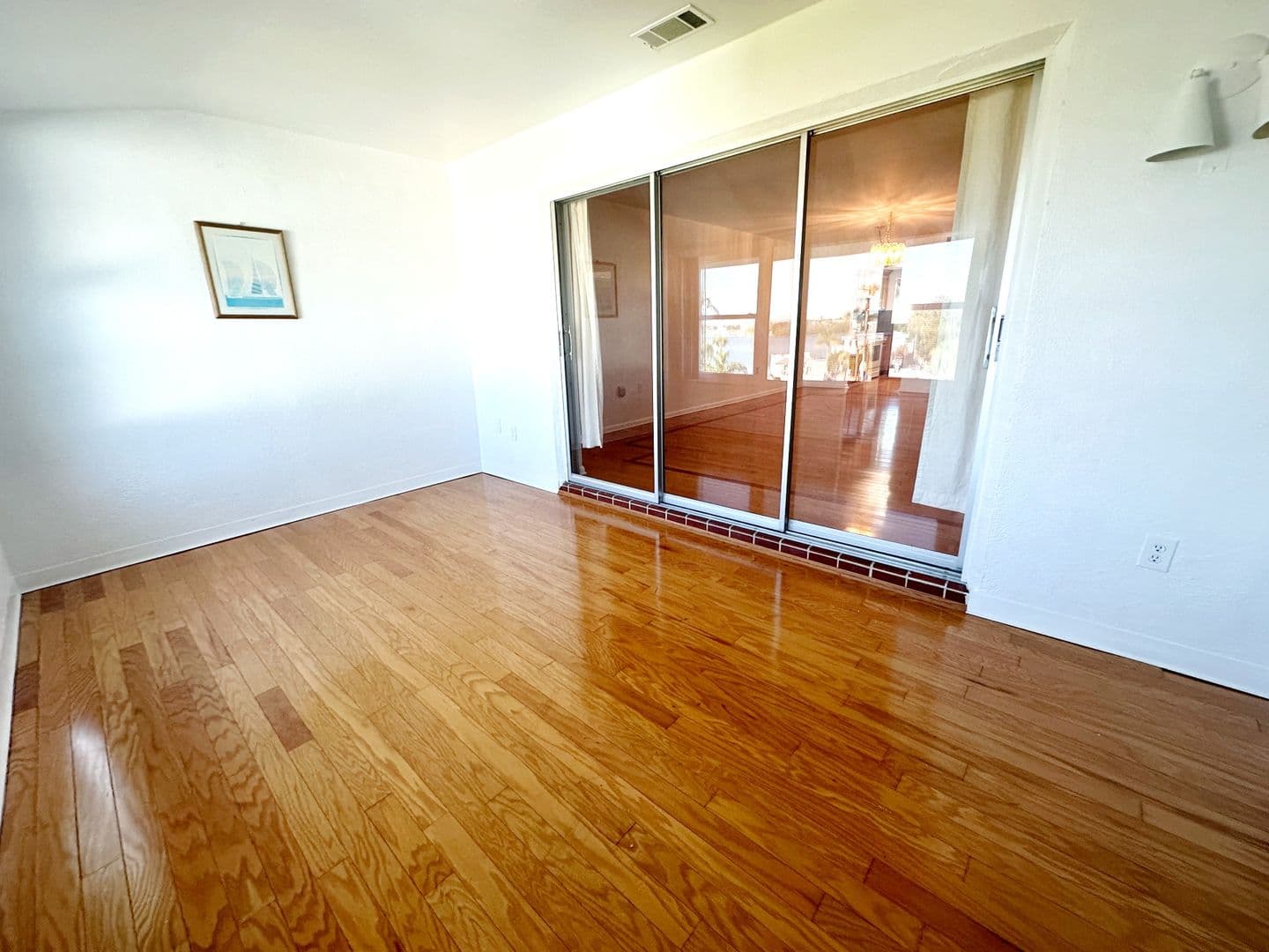 South Pasadena House: 1819 Shore Dr S