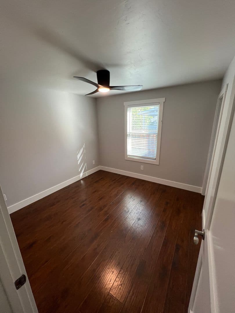 Walnut Creek Apartment: 1963 Trinity Ave