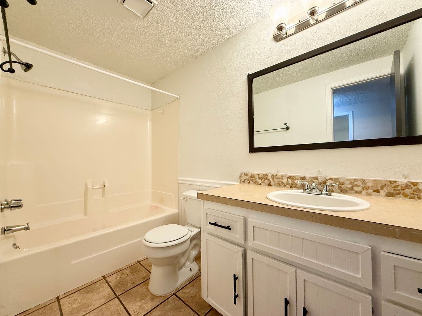 Moore House: 2111 Goodrich Dr