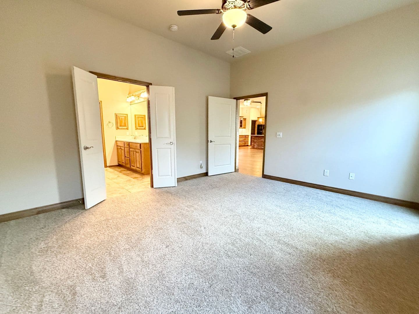 Norman House: 706 Sedona Dr