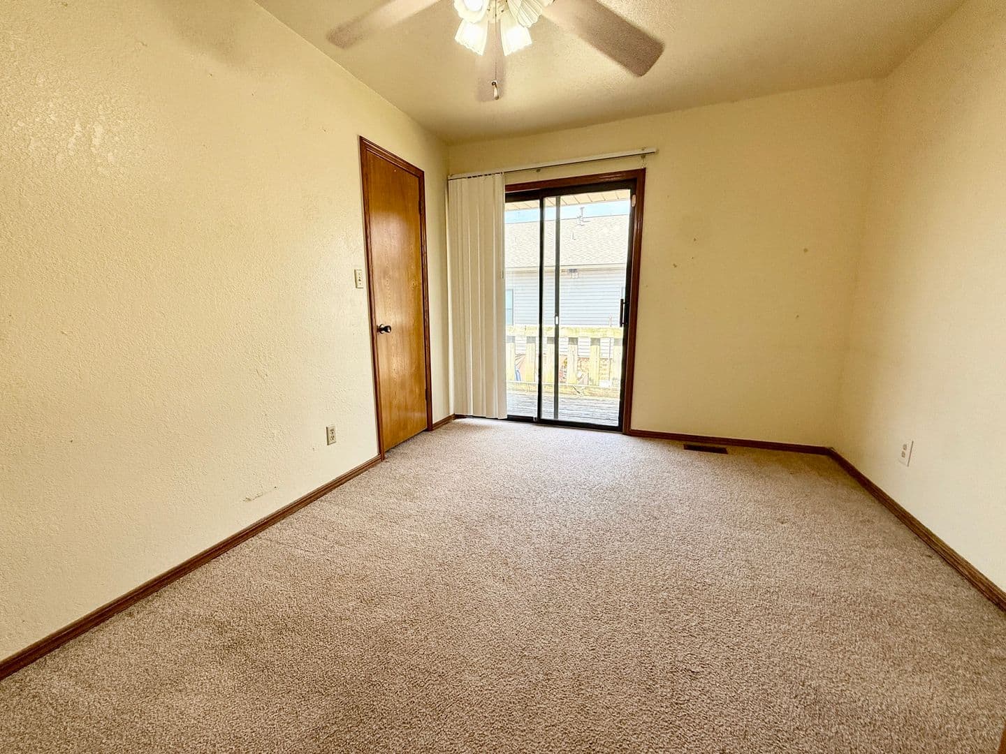 Norman House: 1901 E Lindsey Street #30