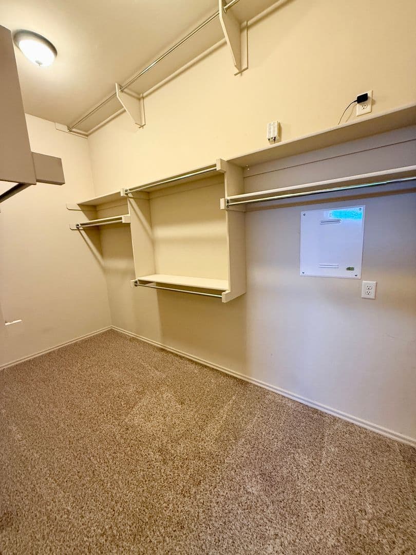 Norman House: 706 Sedona Dr