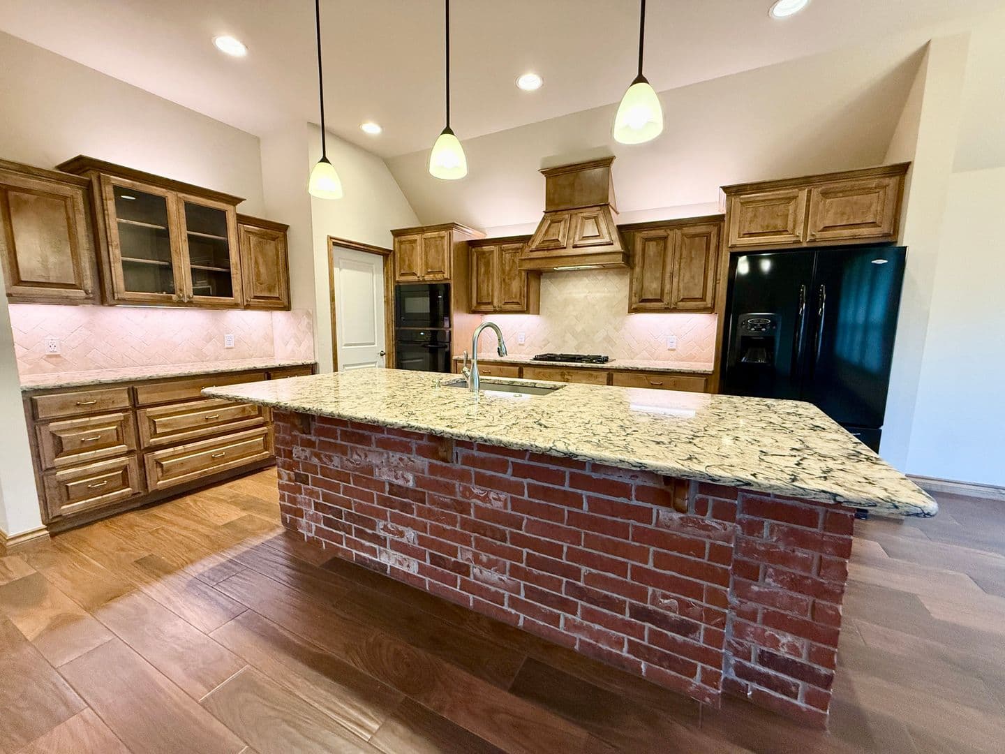 Norman House: 706 Sedona Dr