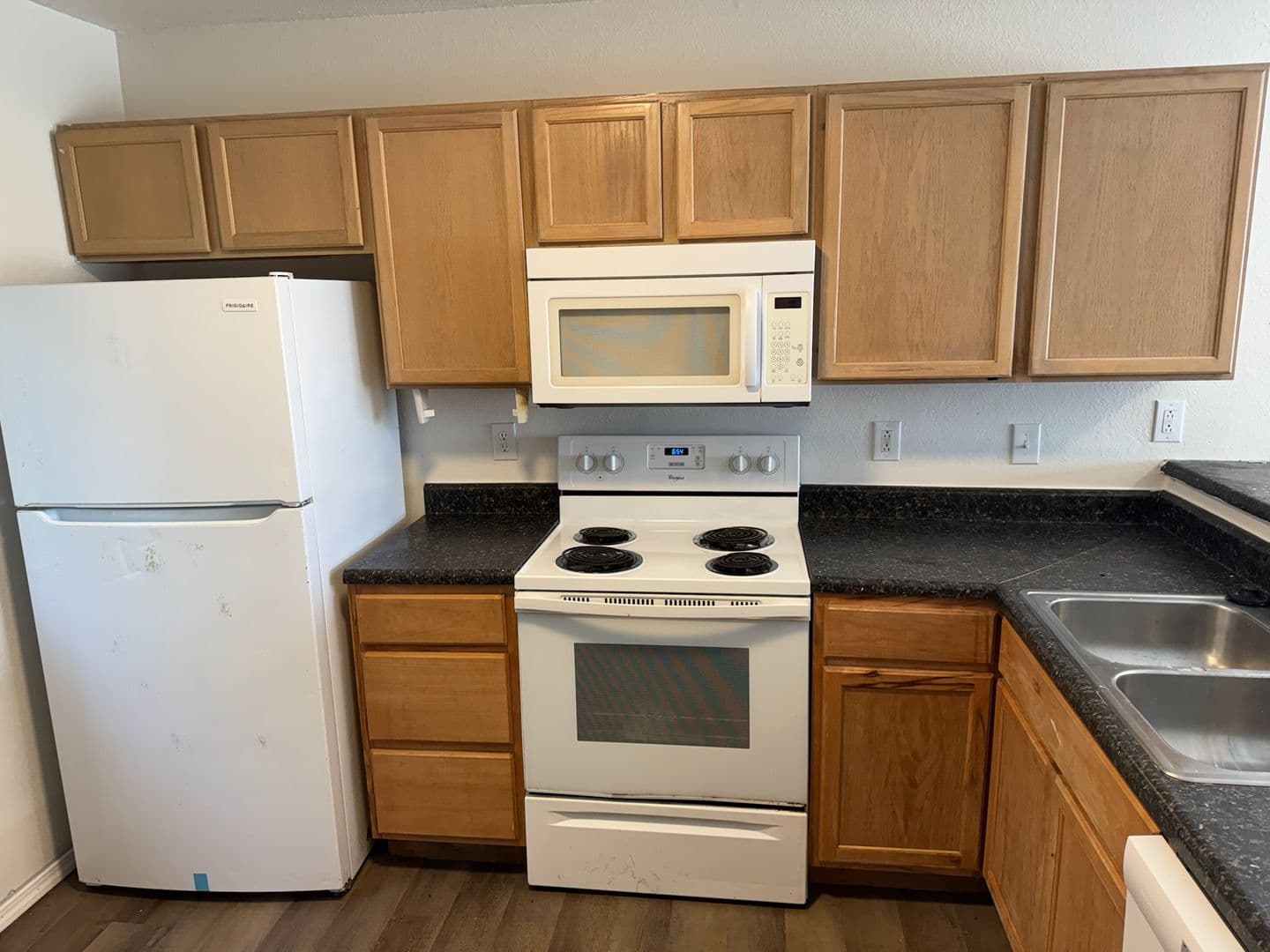 Columbia Apartment: 1717 - 1719 Hanover Blvd.