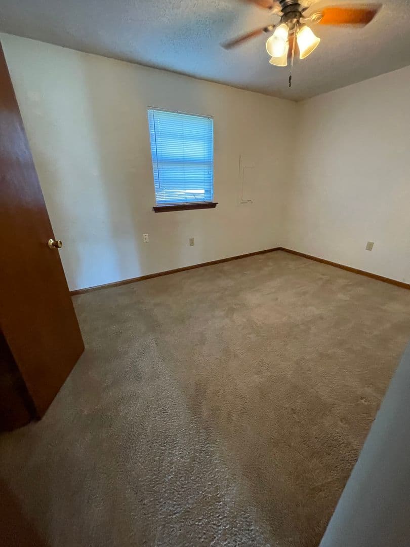Columbia Apartment: 106 Southampton Dr - 4601 Bethel St
