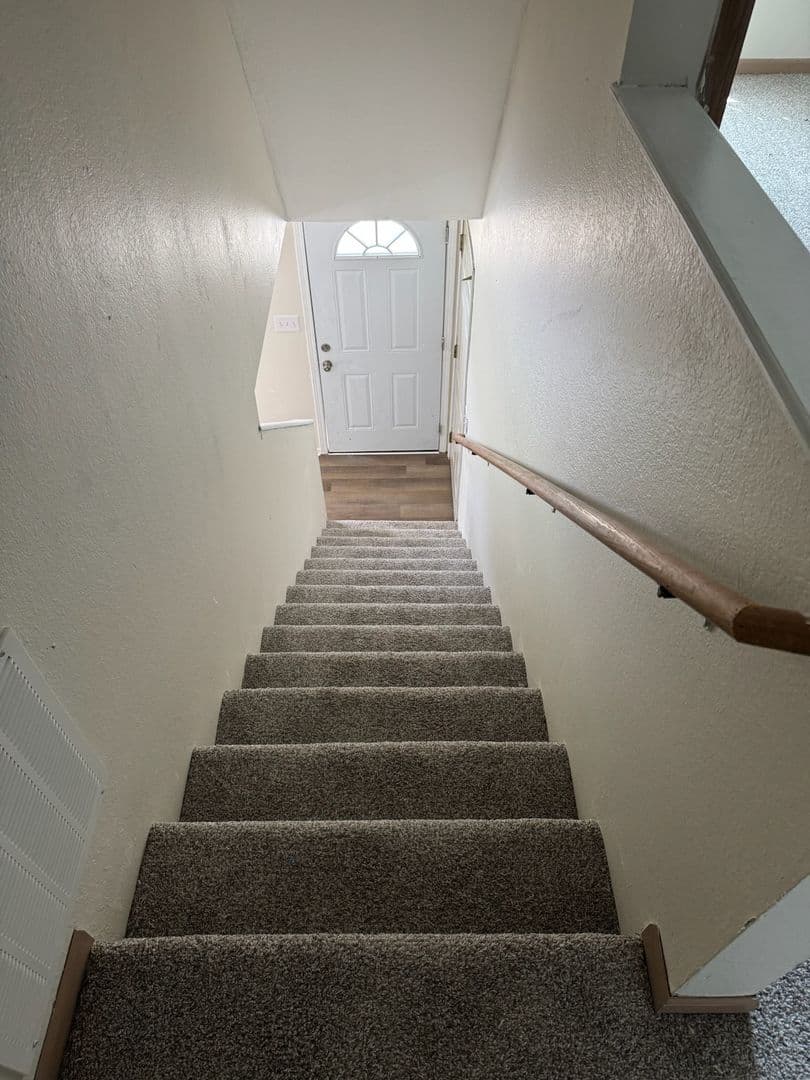 Columbia Apartment: 1717 - 1719 Hanover Blvd.