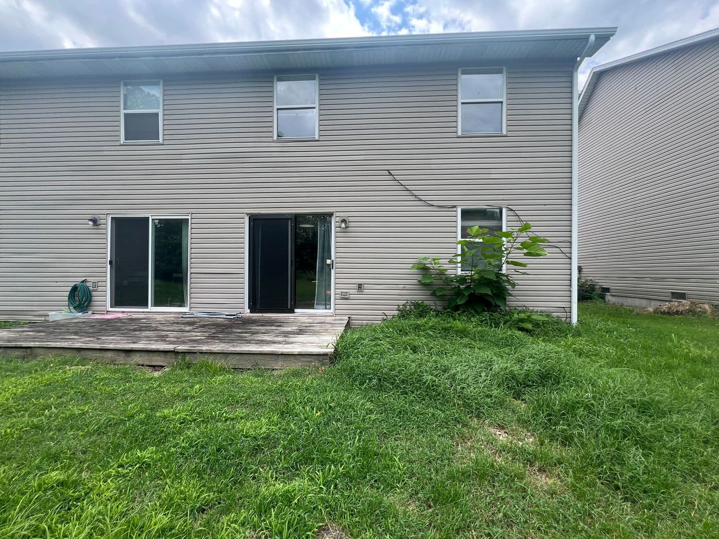 Columbia Apartment: 722-724 Clinkscales Rd.