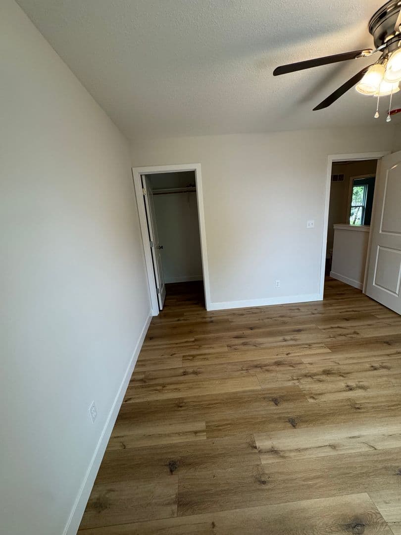 Columbia Apartment: 112 E Forest Ave