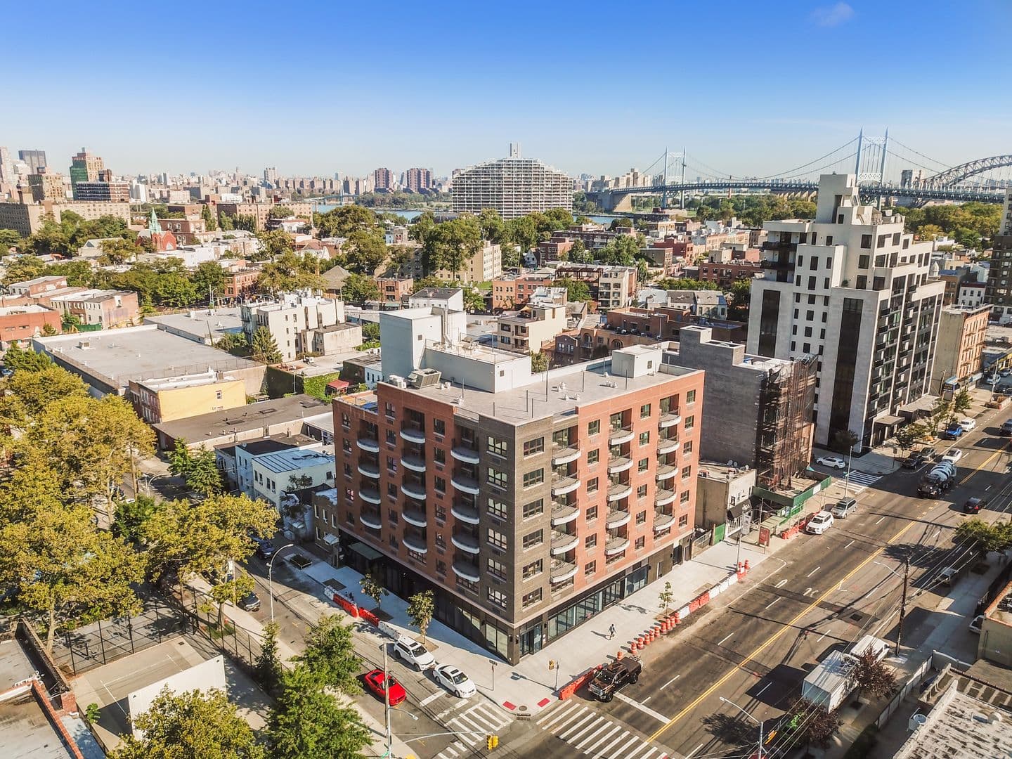 Astoria Apartment: 14-51 29th Avenue