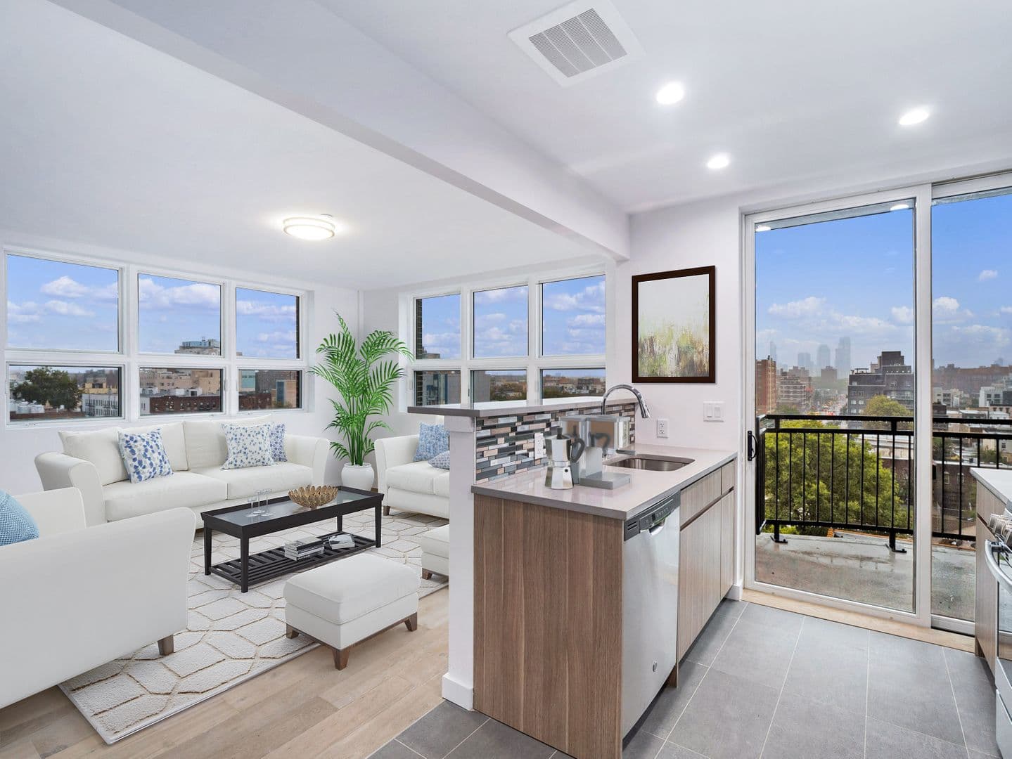 Astoria Apartment: 14-51 29th Avenue