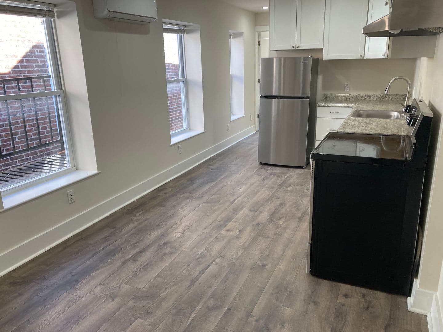 Baltimore Apartment: 119 West Saratoga Street