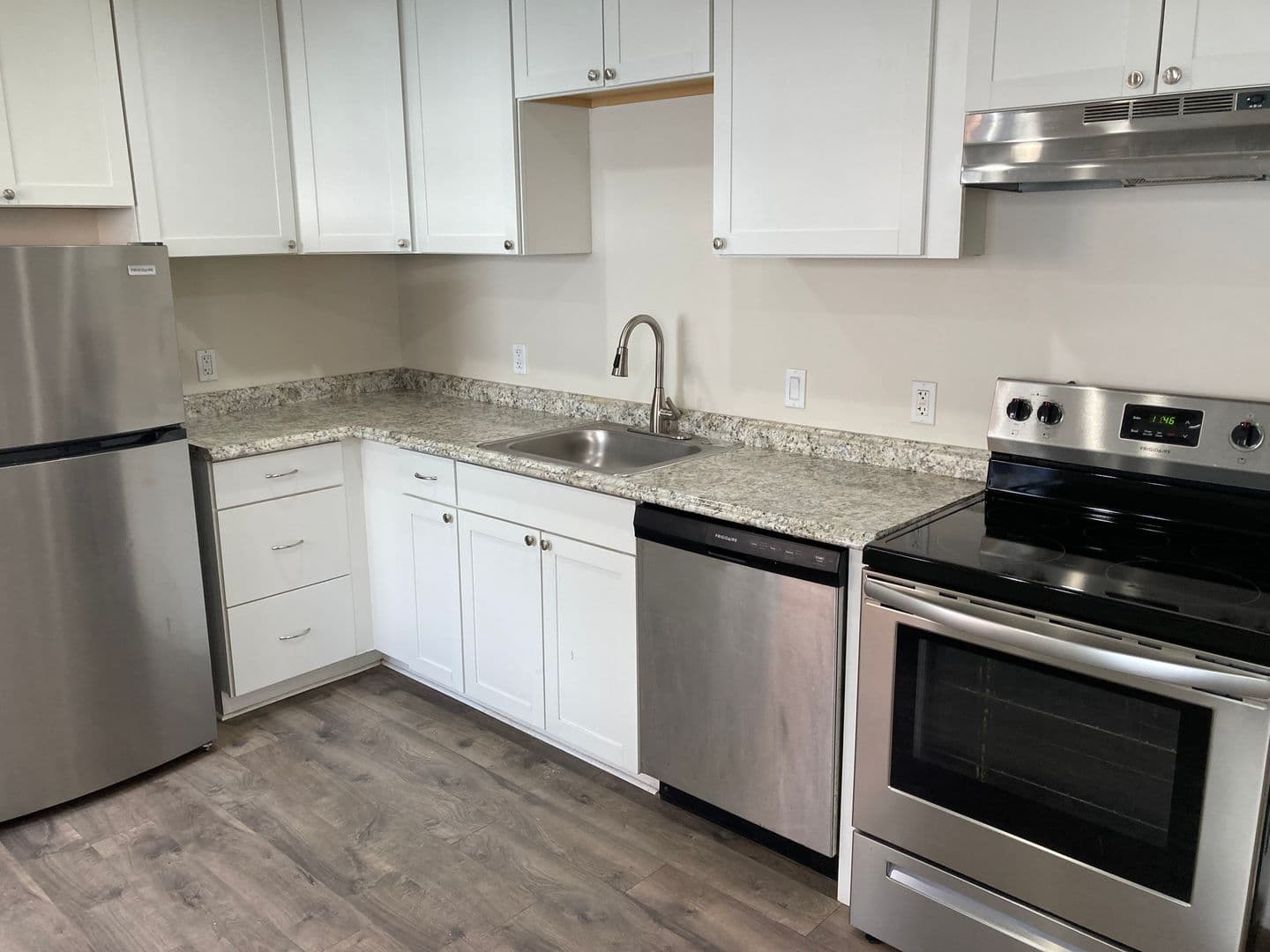 Baltimore Apartment: 119 West Saratoga Street