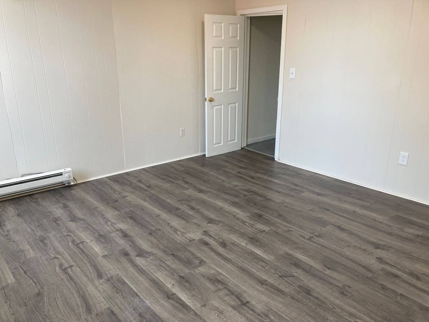 Baltimore Apartment: 121 West Saratoga Street
