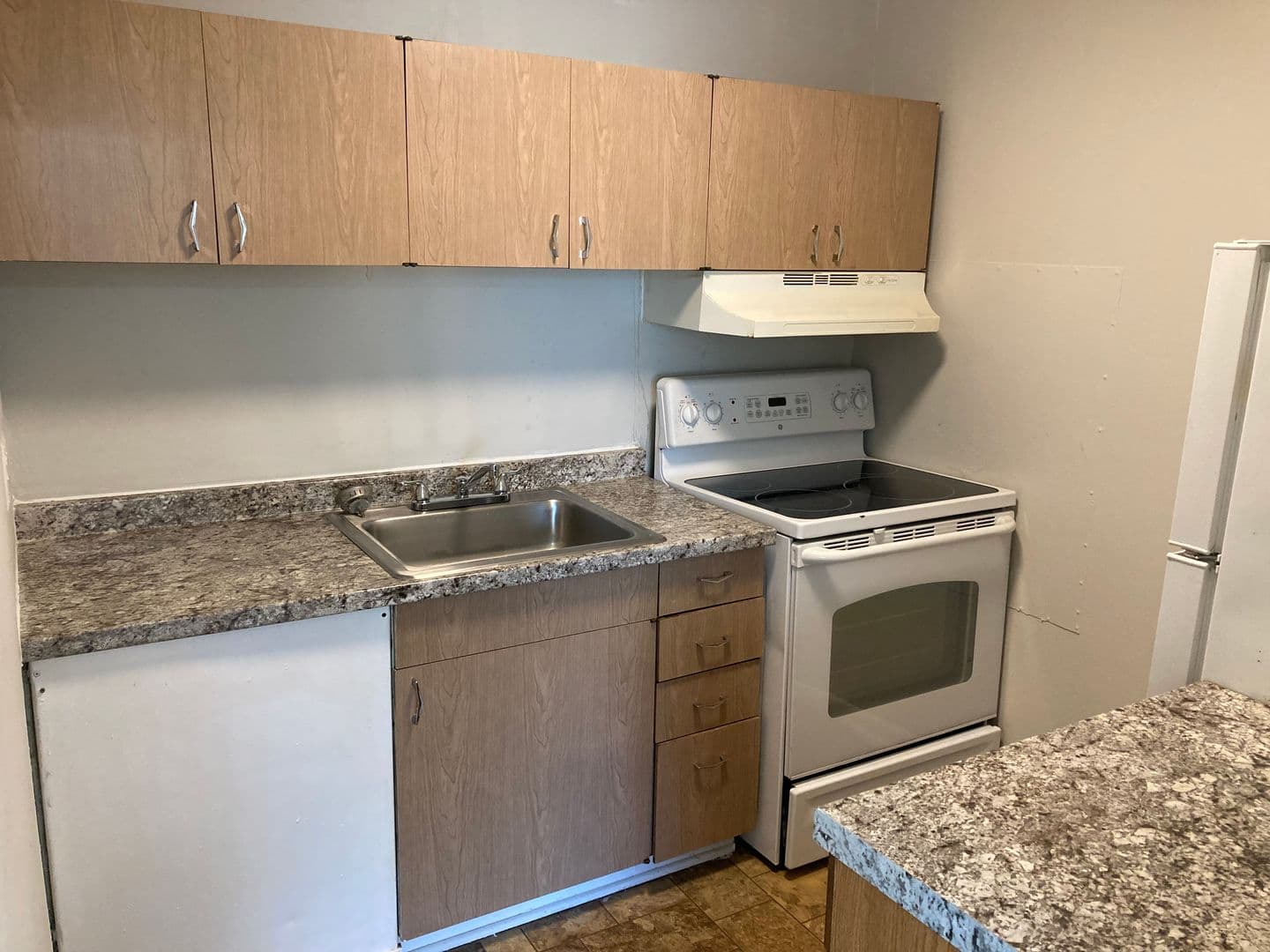 Baltimore Apartment: 5700-5706 Radecke