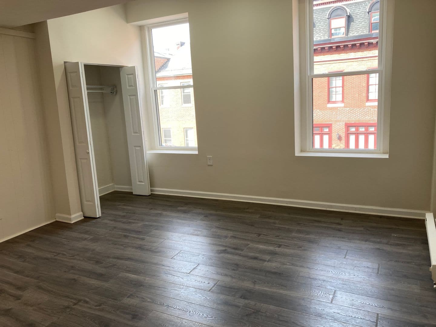 Baltimore Apartment: 121 West Saratoga Street