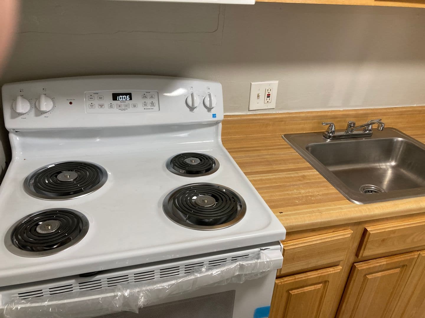 Baltimore Apartment: 5700-5706 Radecke