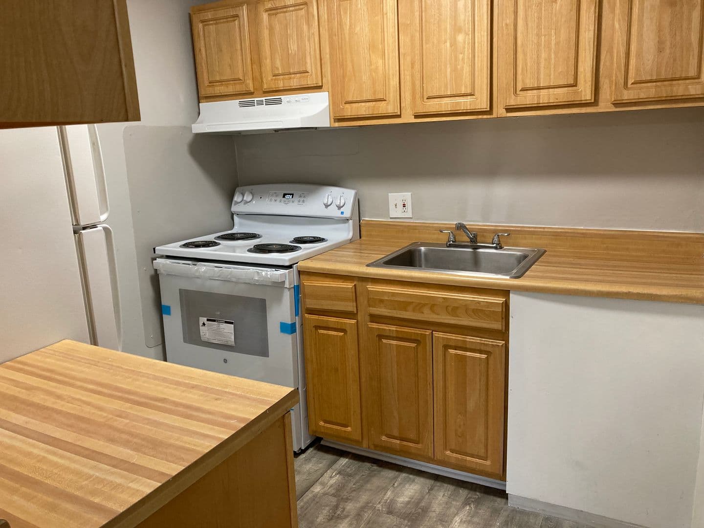 Baltimore Apartment: 5700-5706 Radecke