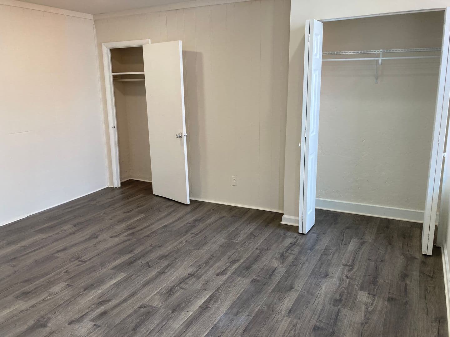 Baltimore Apartment: 121 West Saratoga Street