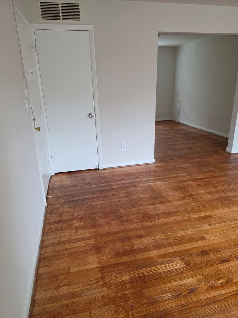 Baltimore Apartment: 3602 Monterey Road