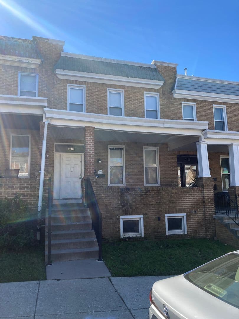 Baltimore Apartment: 3225 Cliftmont Avenue