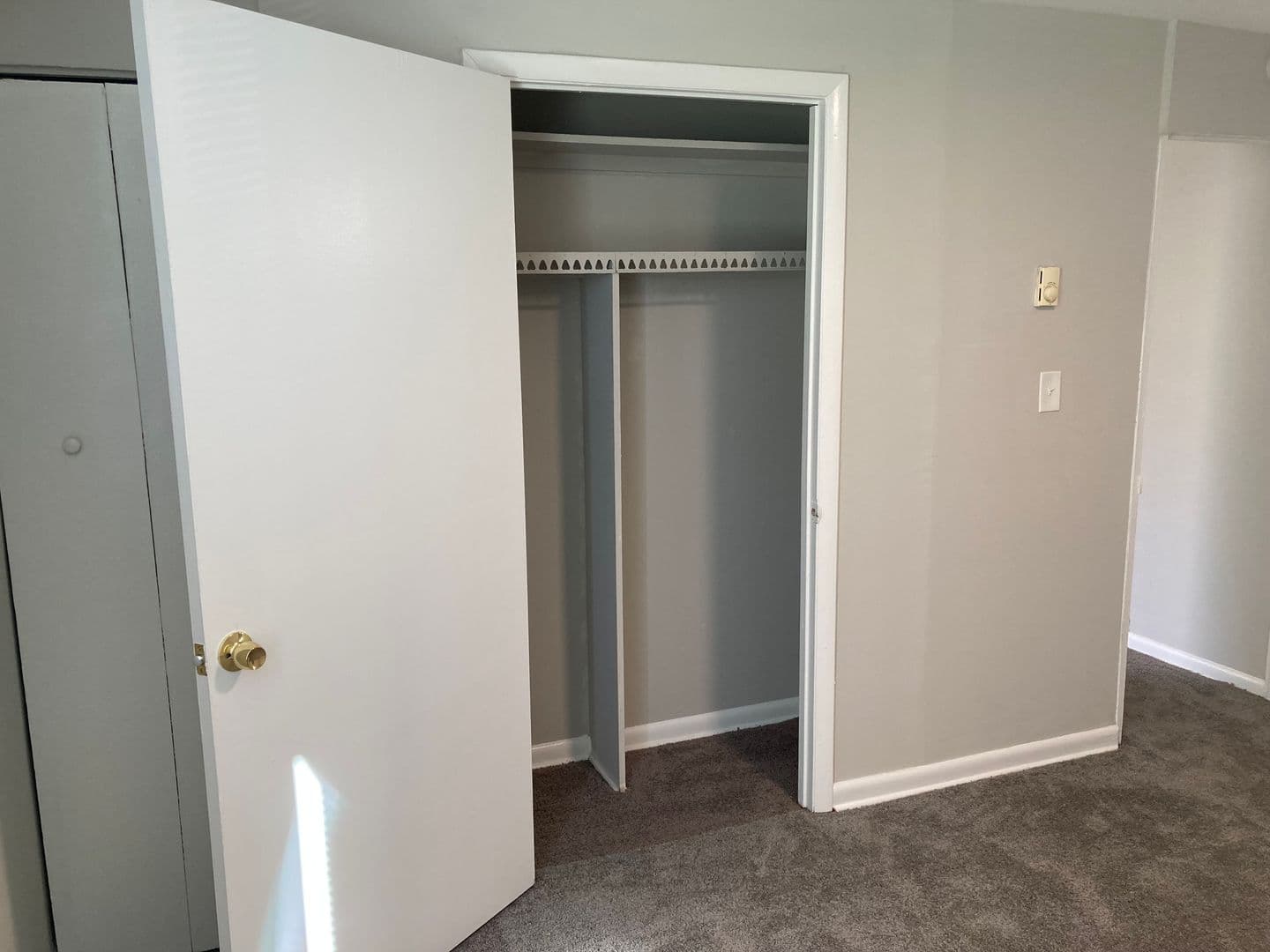 Baltimore Apartment: 5700-5706 Radecke
