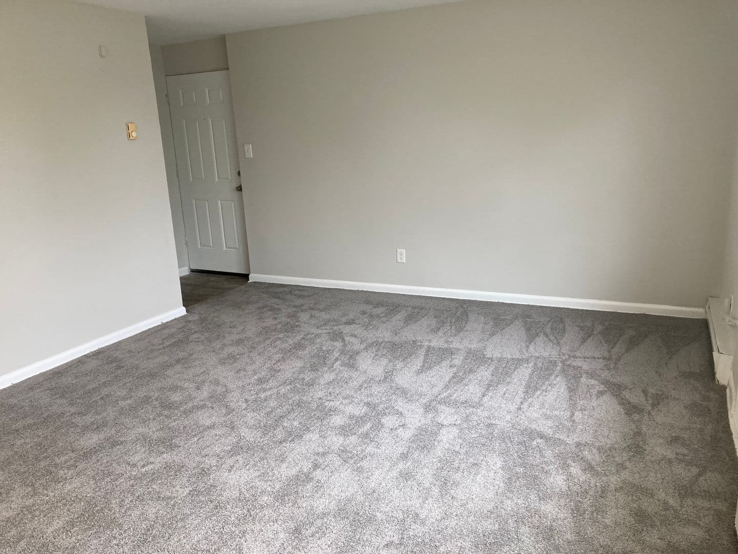 Baltimore Apartment: 5700-5706 Radecke