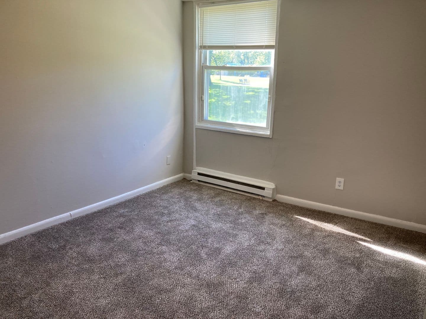 Baltimore Apartment: 5700-5706 Radecke
