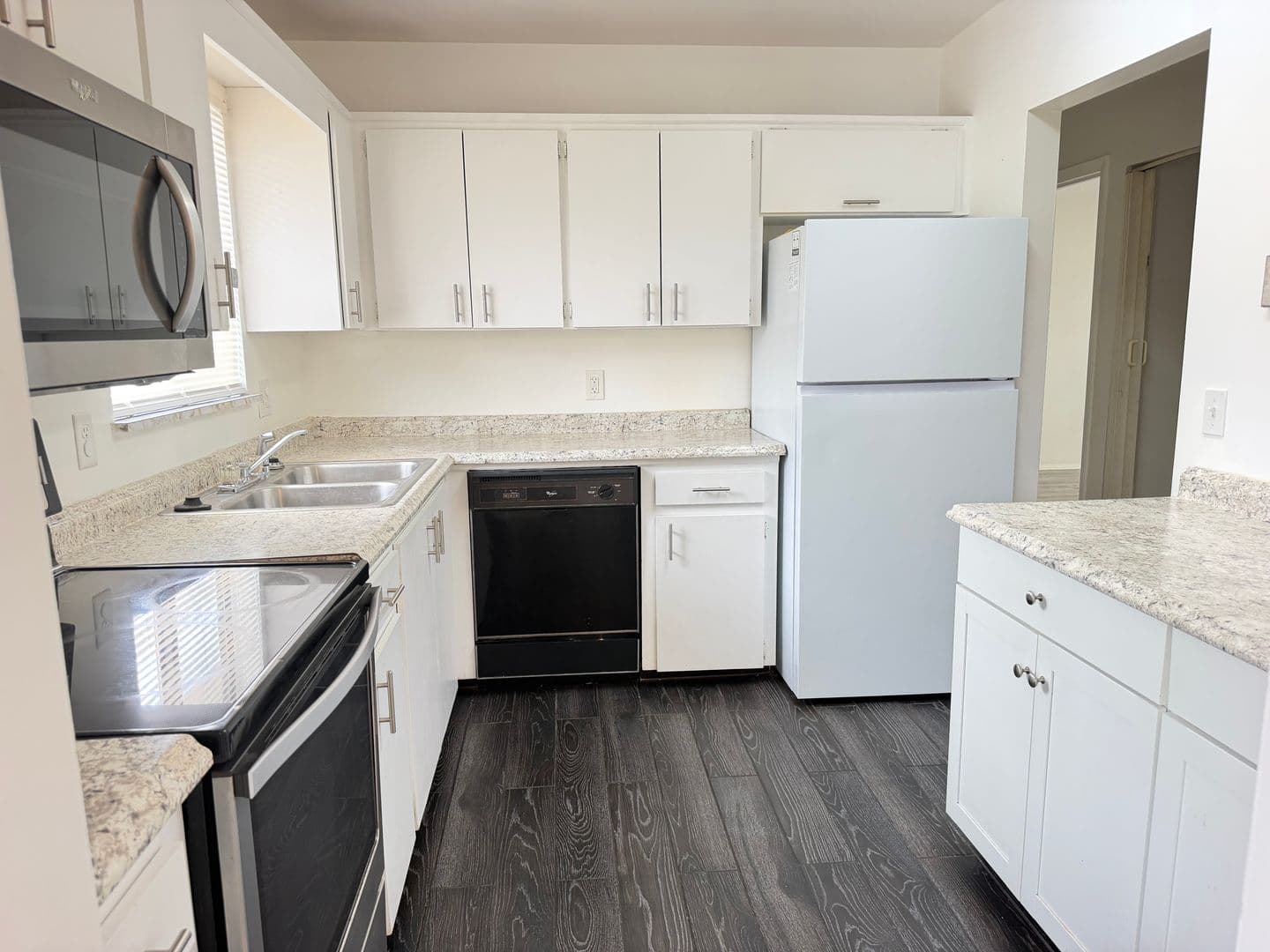 Winter Springs Townhome: 355 San Miguel St.