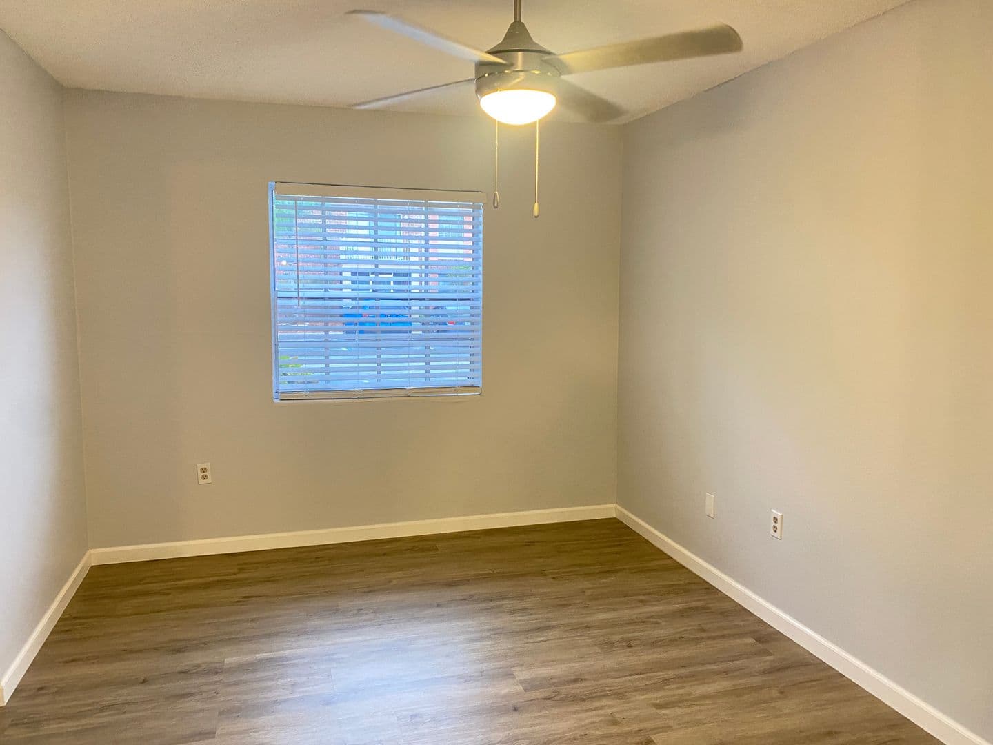 Maitland Condo: 551 Flemming Way