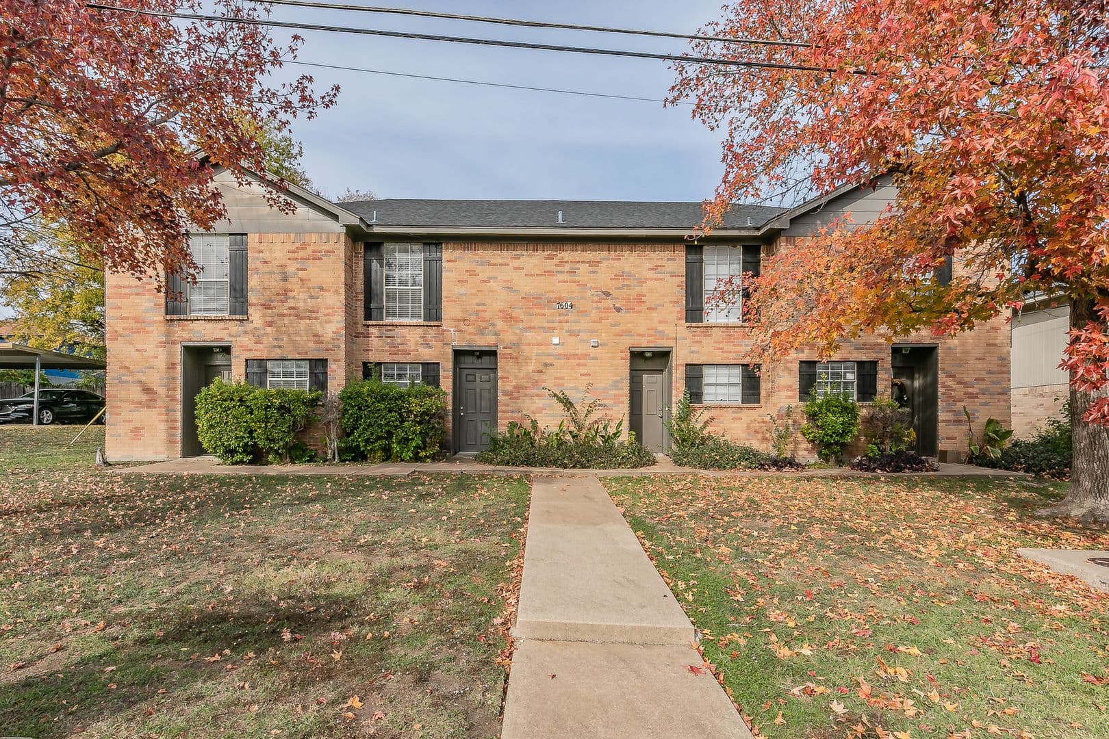 Fort Worth House: 7604 Chapin Road, Unit A