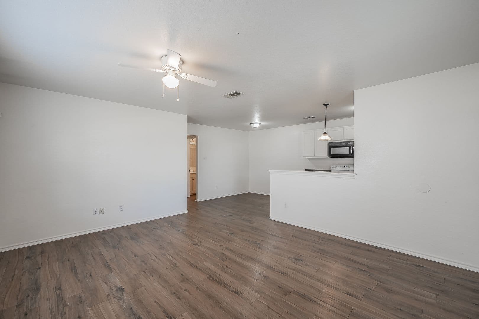 Fort Worth House: 8121 Doreen Ave.