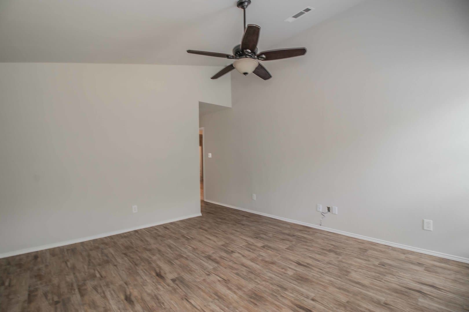 Aledo House: 437 Hillside Drive