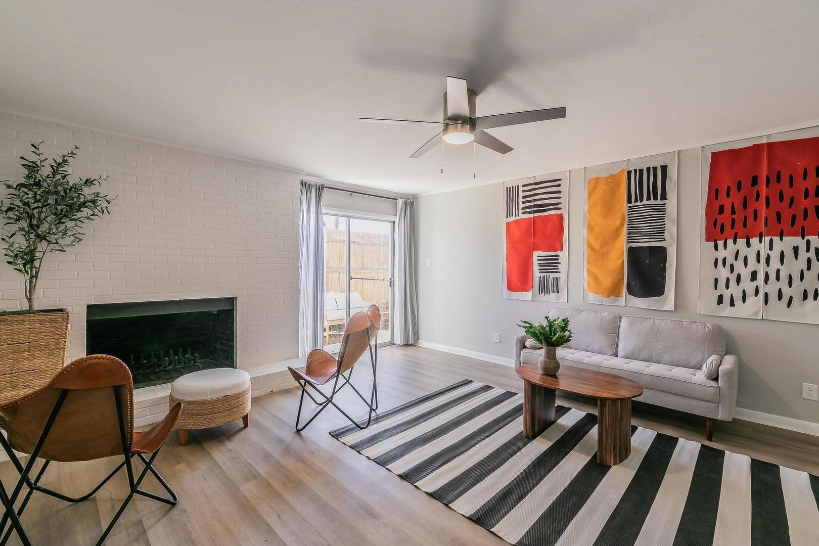 Fort Worth House: 4901 Bryce Ave #A
