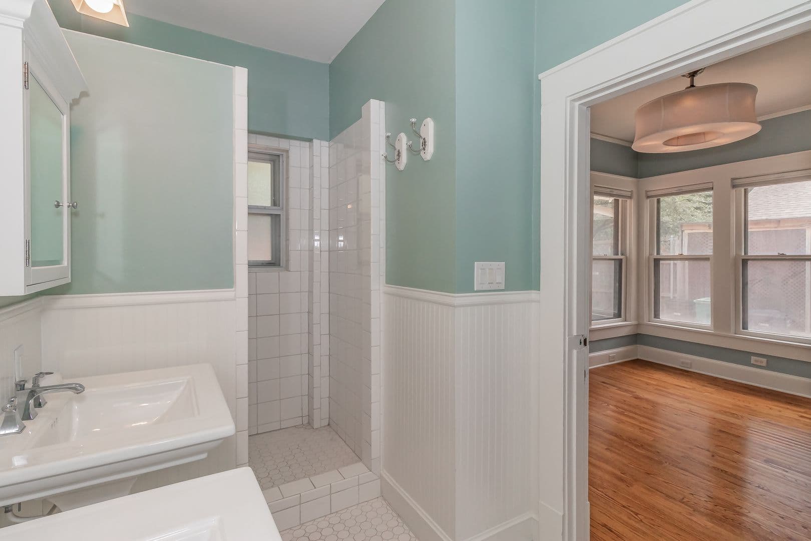 Fort Worth House: 2209 6th Avenue