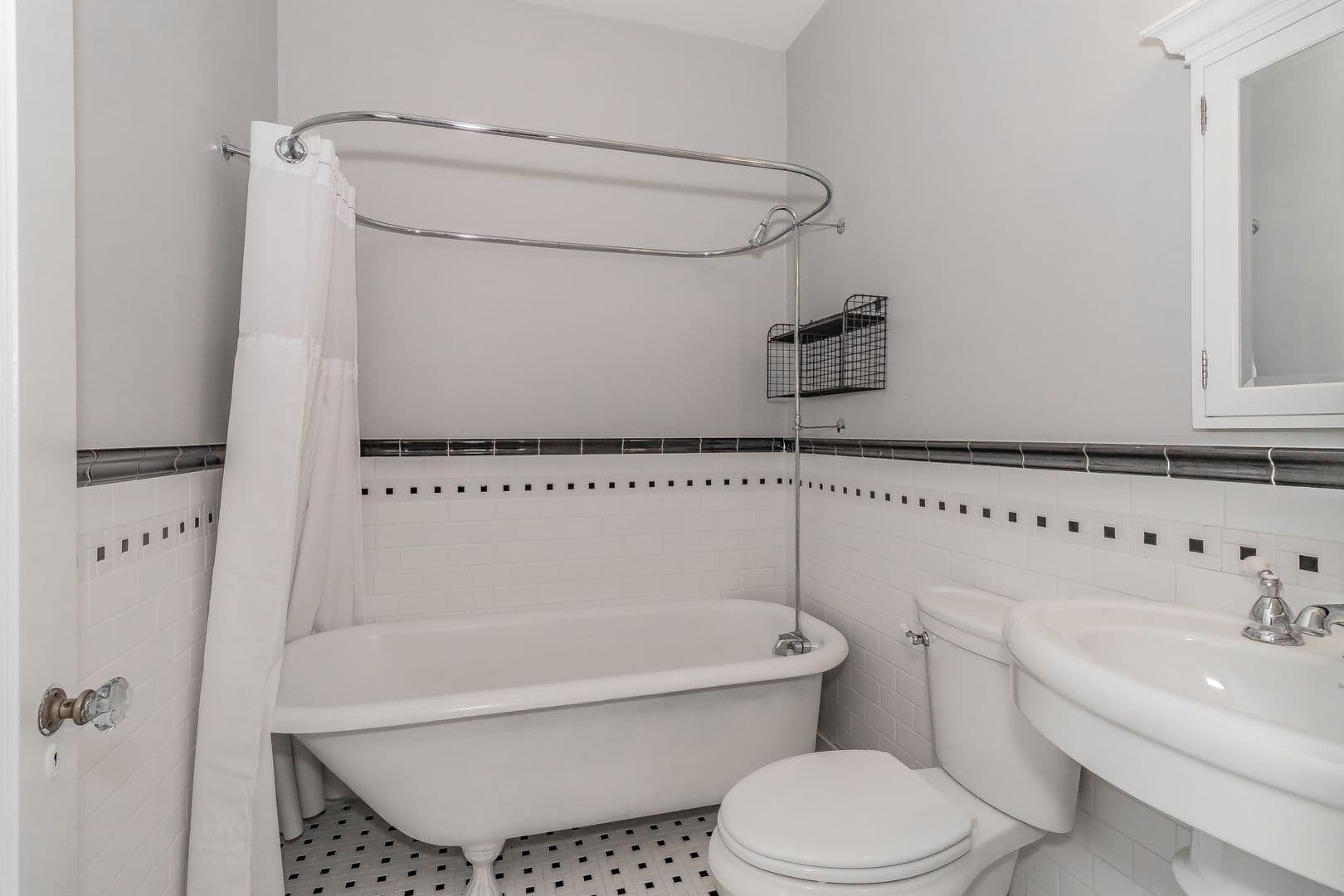 Fort Worth House: 2209 6th Avenue