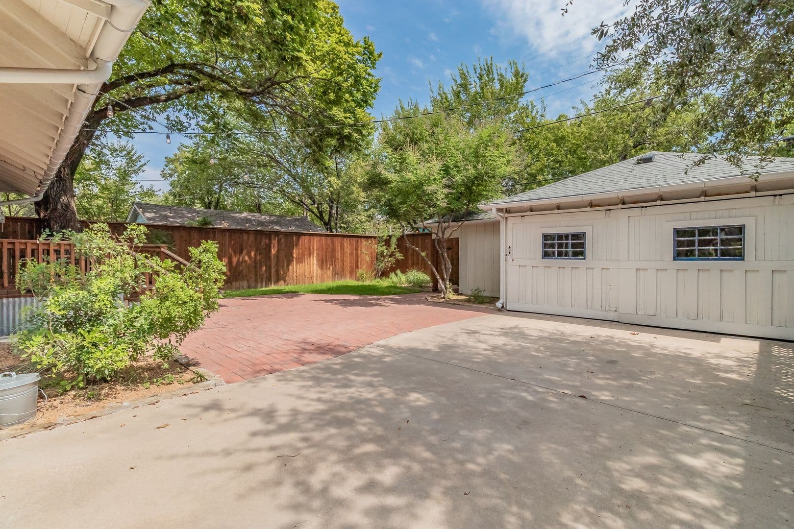 Fort Worth House: 2209 6th Avenue