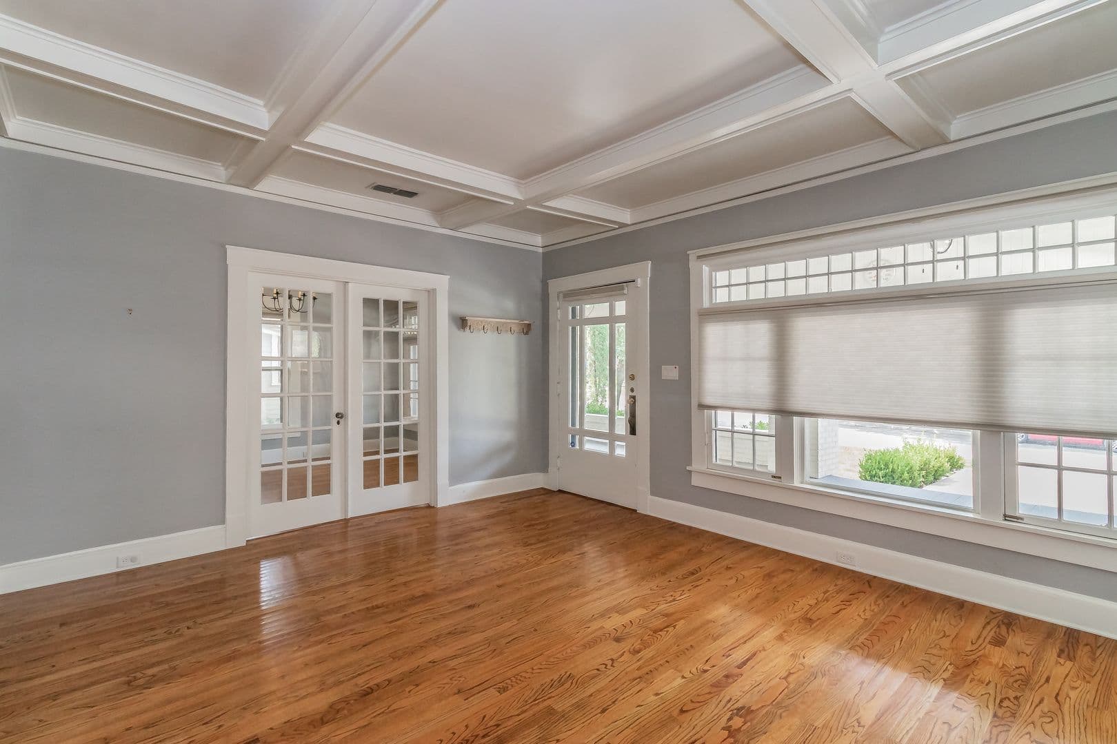 Fort Worth House: 2209 6th Avenue
