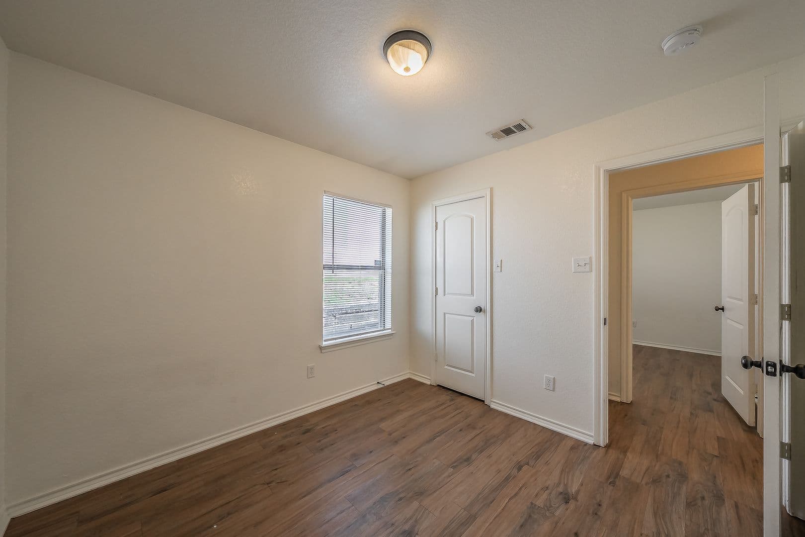Fort Worth House: 8121 Doreen Ave.